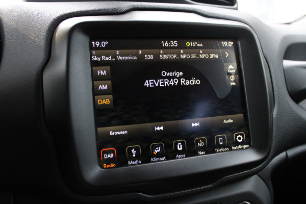 Jeep Renegade 1.4 MultiAir Night Eagle II Limited | Navigatie | Trekhaak | DAB