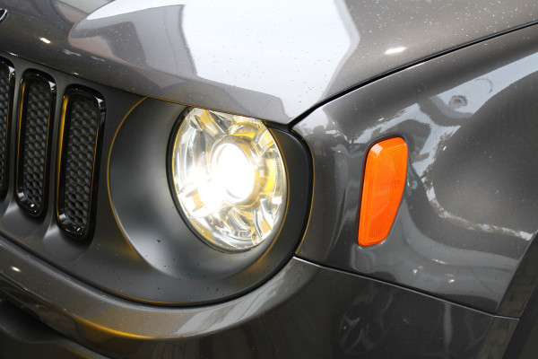 Jeep Renegade 1.4 MultiAir Night Eagle II Limited | Navigatie | Trekhaak | DAB