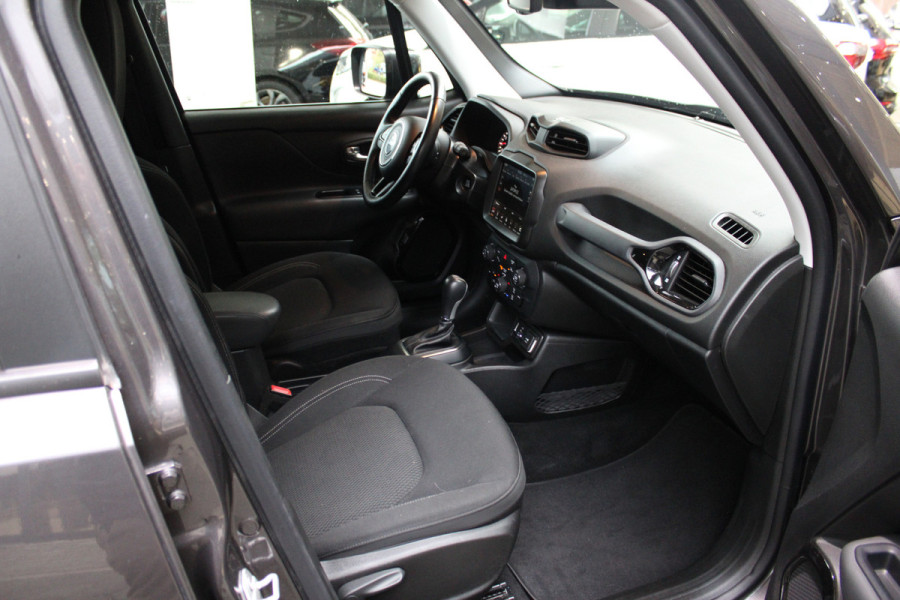 Jeep Renegade 1.4 MultiAir Night Eagle II Limited | Navigatie | Trekhaak | DAB