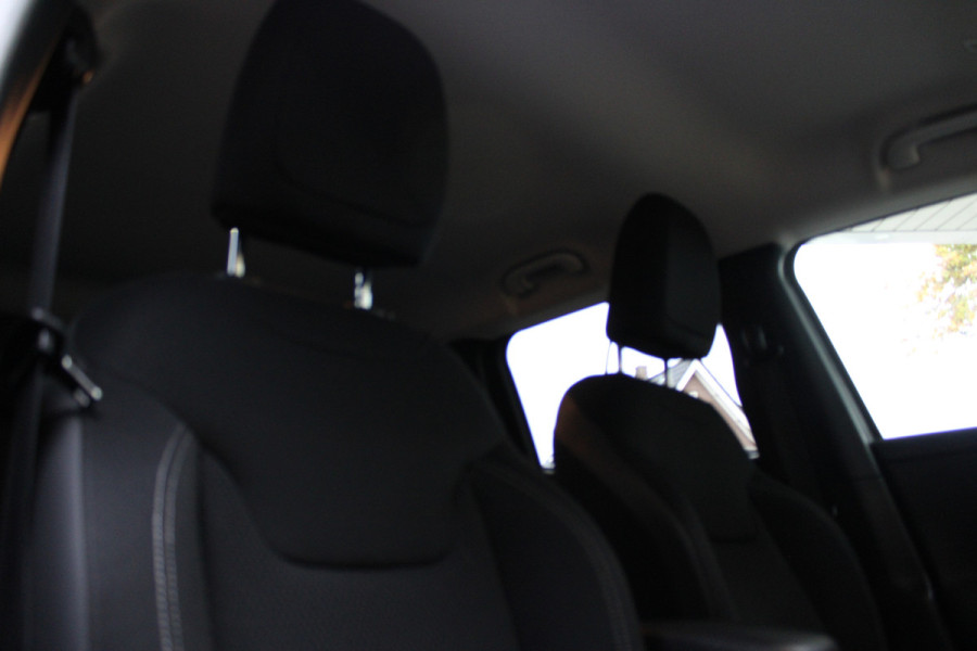 Jeep Renegade 1.4 MultiAir Night Eagle II Limited | Navigatie | Trekhaak | DAB