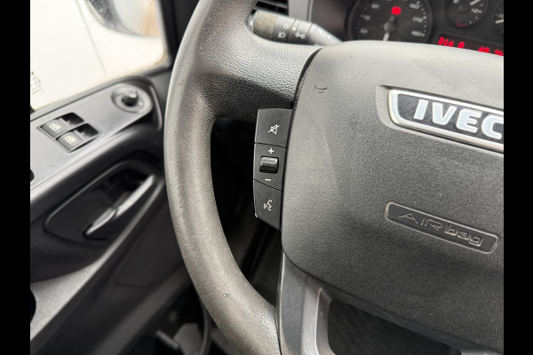 Iveco Daily 35S14 2.3 L2H2 Airco Cruise Control 3,5t Trekhaak Kastwand Inbouw