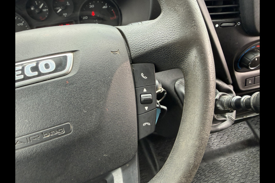 Iveco Daily 35S14 2.3 L2H2 Airco Cruise Control 3,5t Trekhaak Kastwand Inbouw