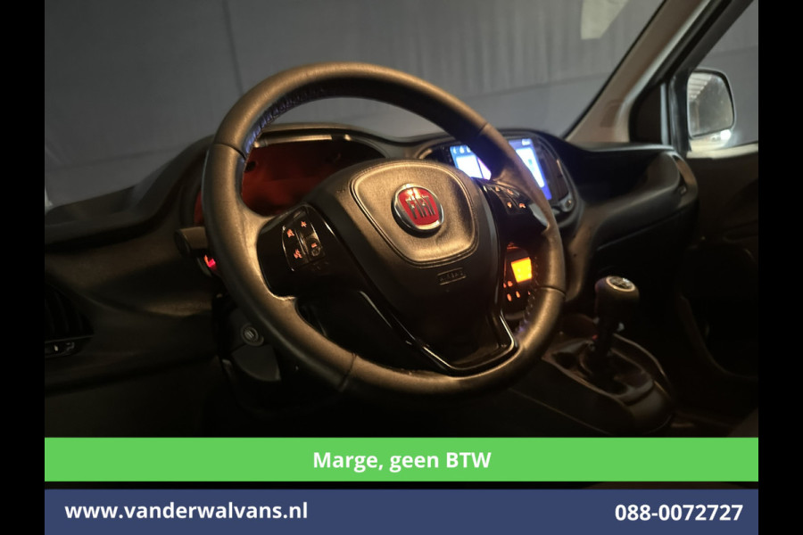 Fiat Doblò Cargo 1.6 MJ 120pk **MARGE, geen BTW** L2H1 Euro6 Airco | 3-Zits | Camera | Trekhaak | Cruisecontrol | LM Velgen Parkeersensoren, Android Auto, Bijrijdersbank