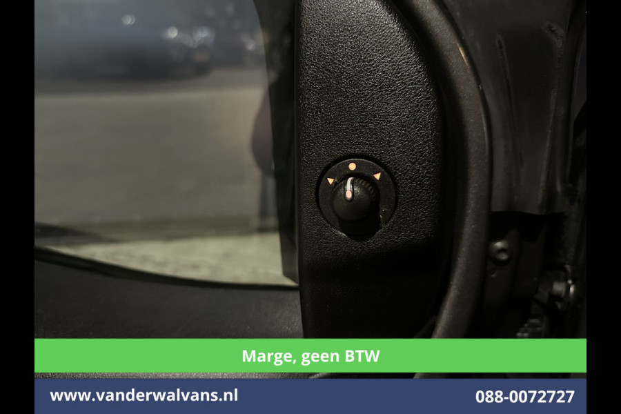 Fiat Doblò Cargo 1.6 MJ 120pk **MARGE, geen BTW** L2H1 Euro6 Airco | 3-Zits | Camera | Trekhaak | Cruisecontrol | LM Velgen Parkeersensoren, Android Auto, Bijrijdersbank