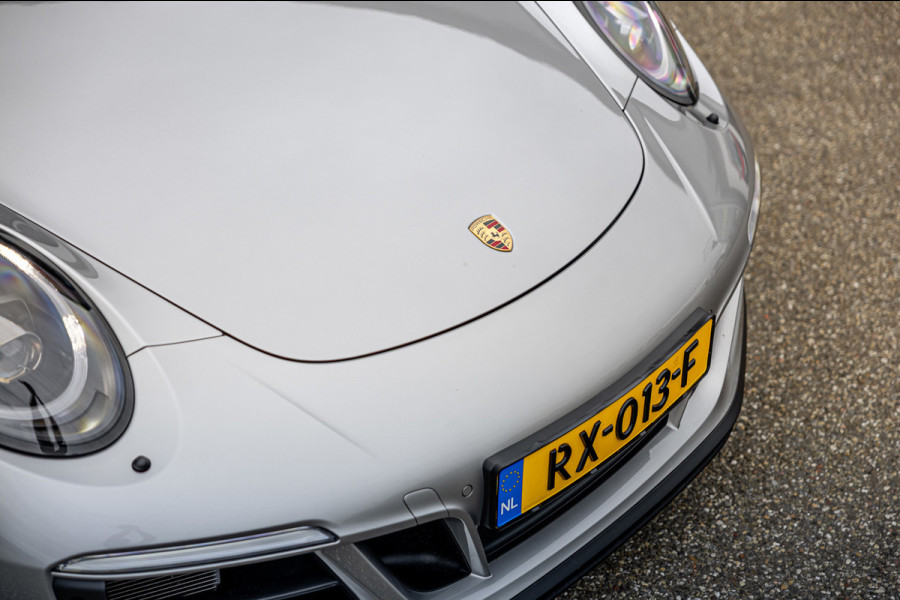 Porsche 911 3.0 Targa 4 GTS / NL-Auto / Approved garantie 06-2029 / Sportuitlaat / Navigatie / Bose