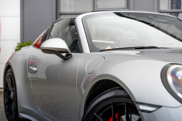 Porsche 911 3.0 Targa 4 GTS / NL-Auto / Approved garantie 06-2029 / Sportuitlaat / Navigatie / Bose