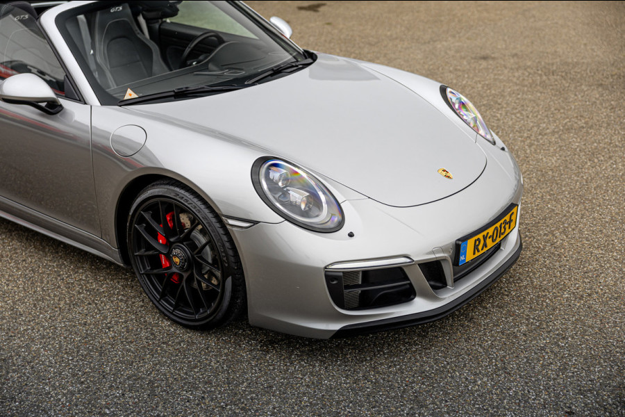 Porsche 911 3.0 Targa 4 GTS / NL-Auto / Approved garantie 06-2029 / Sportuitlaat / Navigatie / Bose
