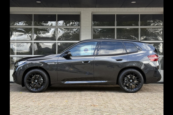 BMW X3 30e xDrive M SPORT | PANORAMA | TREKHAAK | DRIVING ASS. PROFF | ADAPT. ONDERSTEL | HARMAN KARDON |