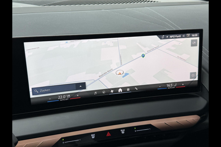 BMW X3 30e xDrive M SPORT | PANORAMA | TREKHAAK | DRIVING ASS. PROFF | ADAPT. ONDERSTEL | HARMAN KARDON |