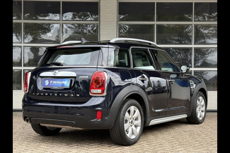 MINI Countryman 1.5 Cooper Business Edition | PANORAMA | SPORTSTOELEN | LEDER | STOELVERWARMING | ELEKTR. KOFFERKLEP |