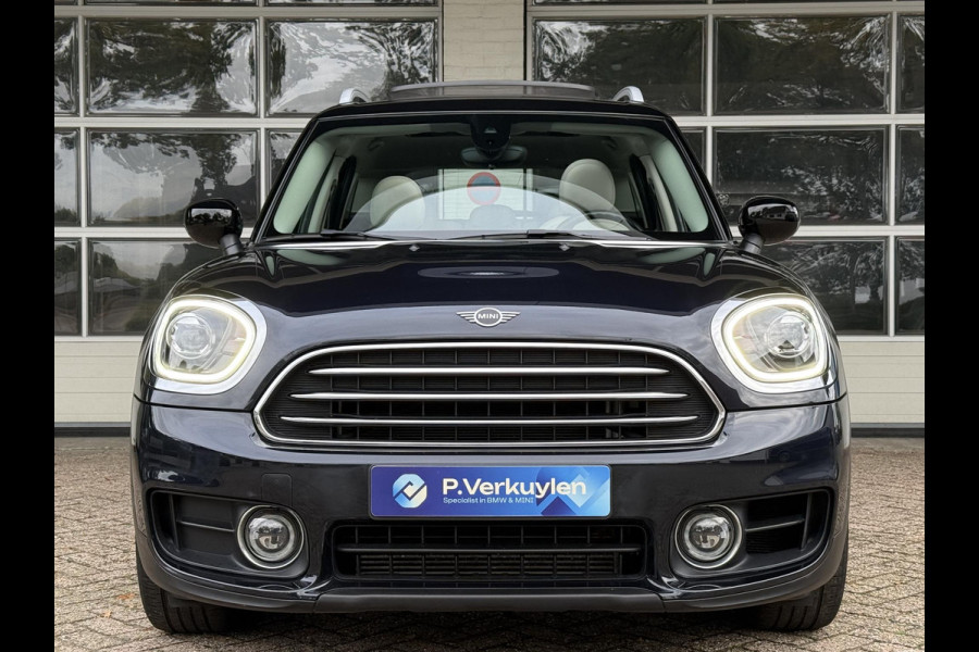 MINI Countryman 1.5 Cooper Business Edition | PANORAMA | SPORTSTOELEN | LEDER | STOELVERWARMING | ELEKTR. KOFFERKLEP |