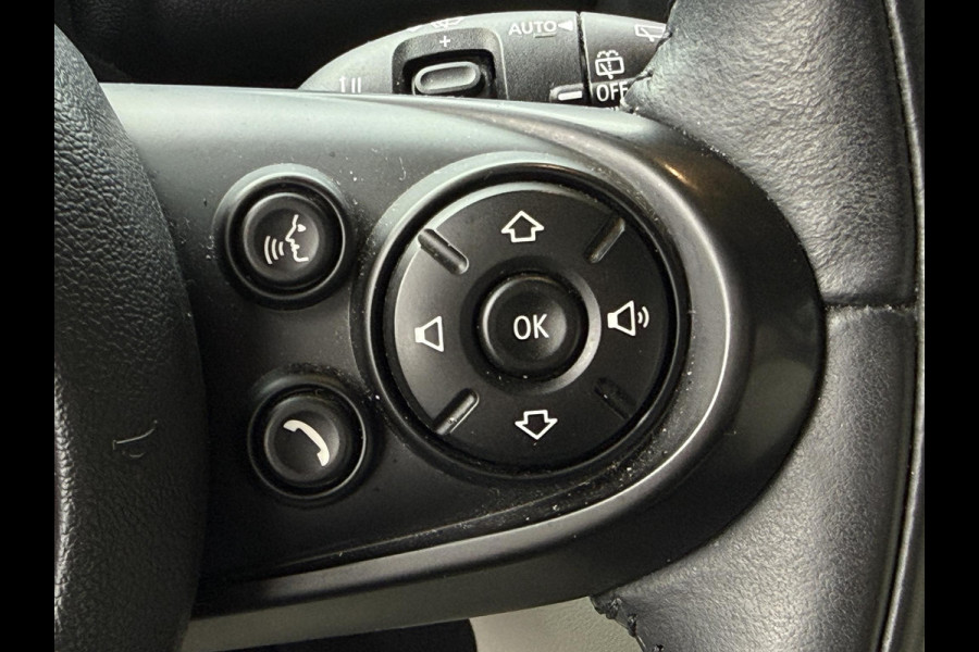 MINI Countryman 1.5 Cooper Business Edition | PANORAMA | SPORTSTOELEN | LEDER | STOELVERWARMING | ELEKTR. KOFFERKLEP |
