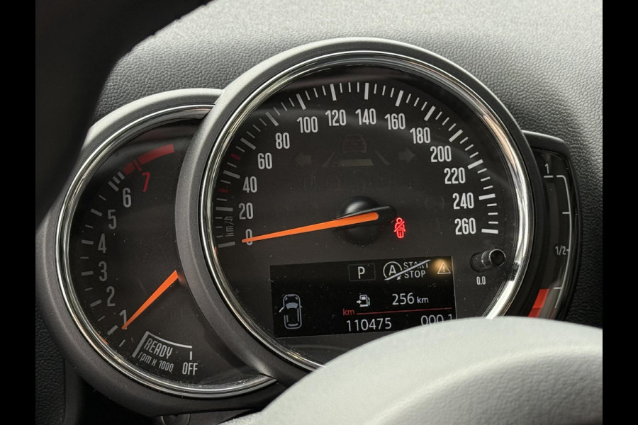MINI Countryman 1.5 Cooper Business Edition | PANORAMA | SPORTSTOELEN | LEDER | STOELVERWARMING | ELEKTR. KOFFERKLEP |