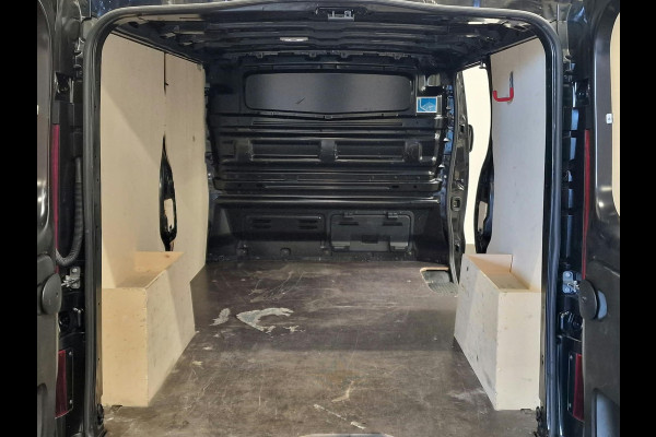 Renault Trafic 2.0 Blue dCi 150PK T30 L2H1 Advance Automaat Navigatie Airco Lichtmetalen velgen Betimmering Trekhaak Camera Parkeersensoren Dab