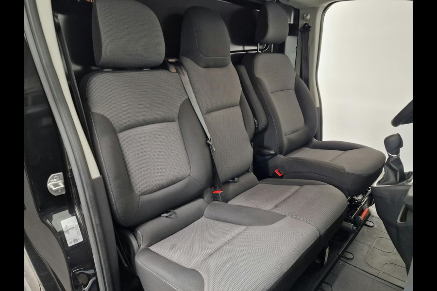 Renault Trafic 2.0 Blue dCi 150PK T30 L2H1 Advance Automaat Navigatie Airco Lichtmetalen velgen Betimmering Trekhaak Camera Parkeersensoren Dab