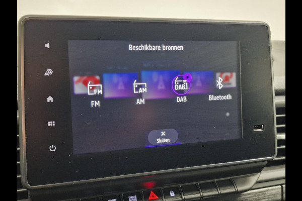 Renault Trafic 2.0 Blue dCi 150PK T30 L2H1 Advance Automaat Navigatie Airco Lichtmetalen velgen Betimmering Trekhaak Camera Parkeersensoren Dab