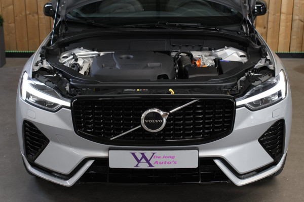 Volvo XC60 2.0 T8 Plug-in hybrid AWD R-Design *Pano*H/K*Luchtvering*Trekhaak*