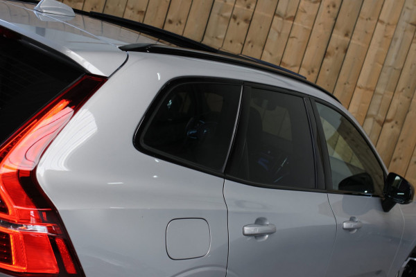 Volvo XC60 2.0 T8 Plug-in hybrid AWD R-Design *Pano*H/K*Luchtvering*Trekhaak*