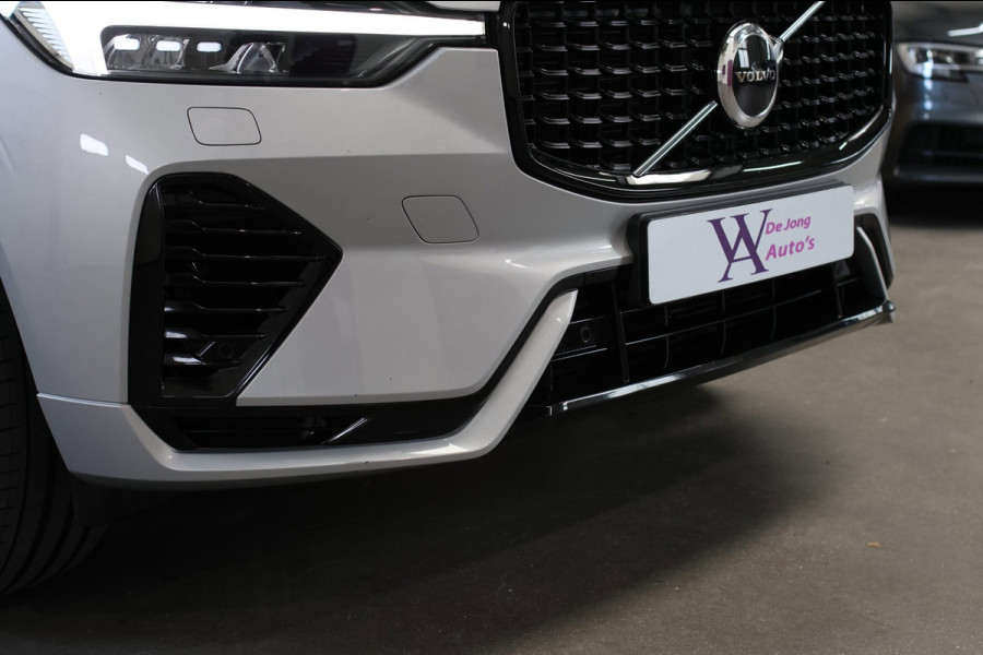 Volvo XC60 2.0 T8 Plug-in hybrid AWD R-Design *Pano*H/K*Luchtvering*Trekhaak*