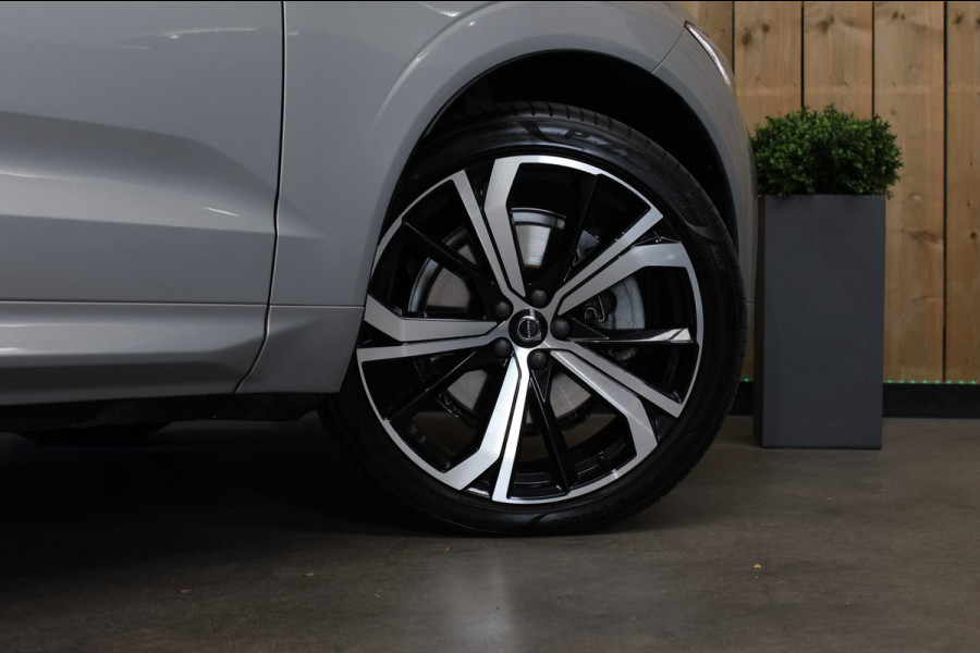 Volvo XC60 2.0 T8 Plug-in hybrid AWD R-Design *Pano*H/K*Luchtvering*Trekhaak*