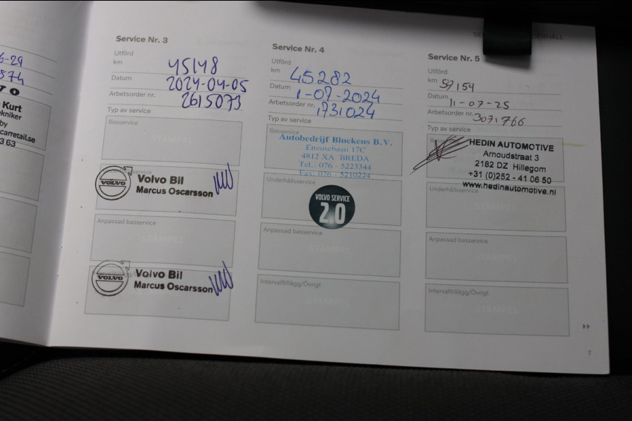 Volvo XC60 2.0 T8 Plug-in hybrid AWD R-Design *Pano*H/K*Luchtvering*Trekhaak*