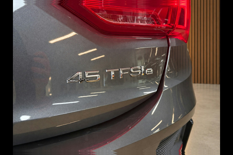 Audi Q3 Sportback 45 TFSI e S Edition | Elektr stoelen | Camera | Navigatie | Drive Select