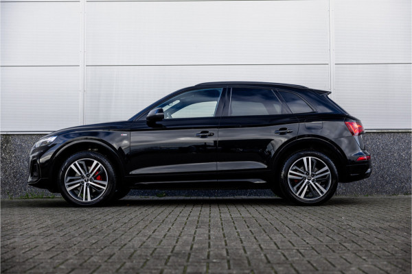 Audi Q5 55 TFSI e S edition Competition RS Stoelen / B&O Audio / Camera / 20 inch / S-Line /