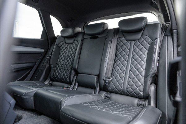 Audi Q5 55 TFSI e S edition Competition RS Stoelen / B&O Audio / Camera / 20 inch / S-Line /