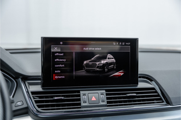 Audi Q5 55 TFSI e S edition Competition RS Stoelen / B&O Audio / Camera / 20 inch / S-Line /
