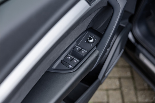 Audi Q5 55 TFSI e S edition Competition RS Stoelen / B&O Audio / Camera / 20 inch / S-Line /