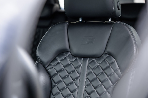 Audi Q5 55 TFSI e S edition Competition RS Stoelen / B&O Audio / Camera / 20 inch / S-Line /