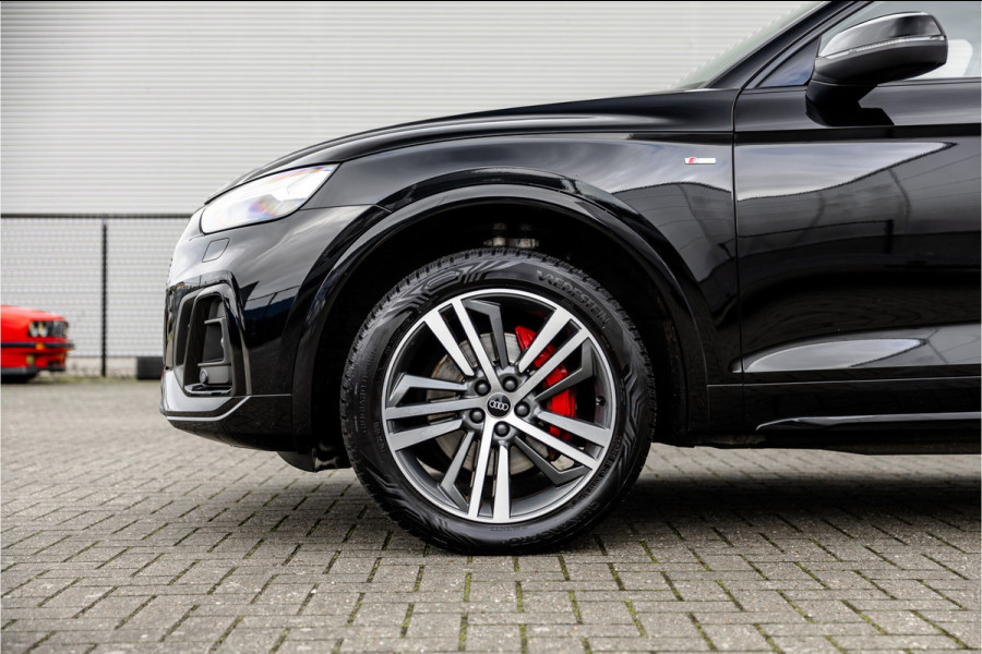 Audi Q5 55 TFSI e S edition Competition RS Stoelen / B&O Audio / Camera / 20 inch / S-Line /