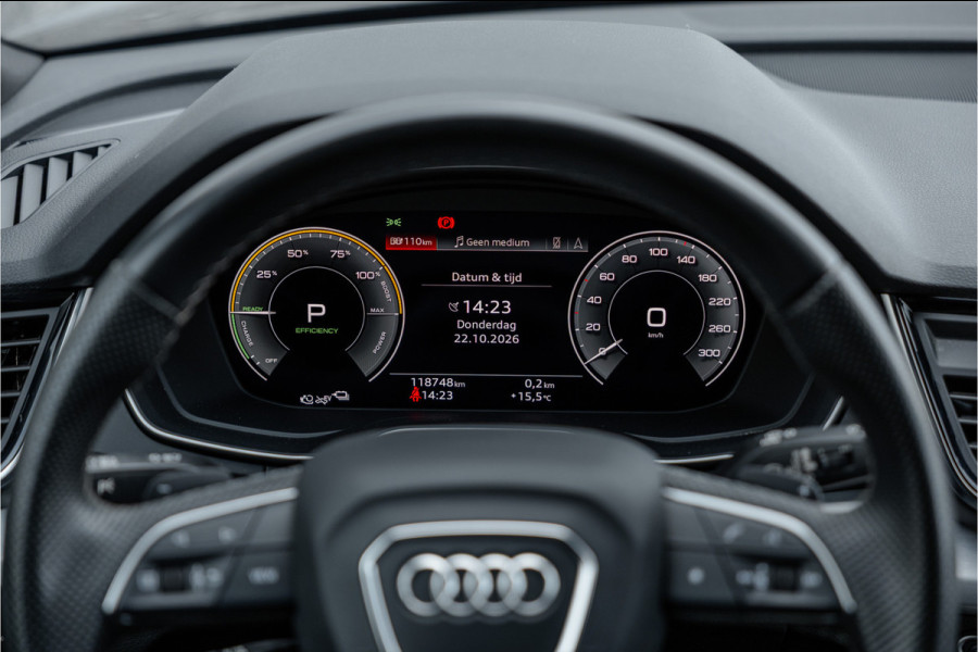 Audi Q5 55 TFSI e S edition Competition RS Stoelen / B&O Audio / Camera / 20 inch / S-Line /
