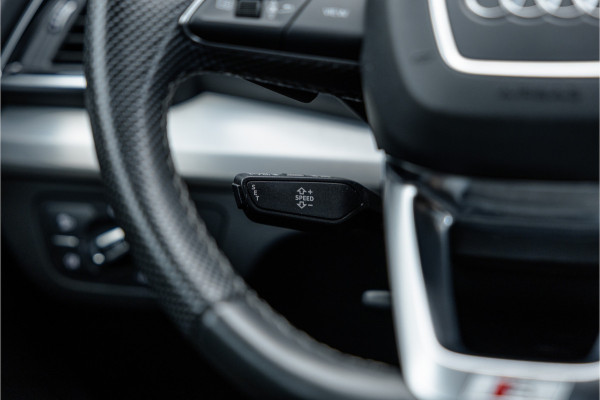 Audi Q5 55 TFSI e S edition Competition RS Stoelen / B&O Audio / Camera / 20 inch / S-Line /