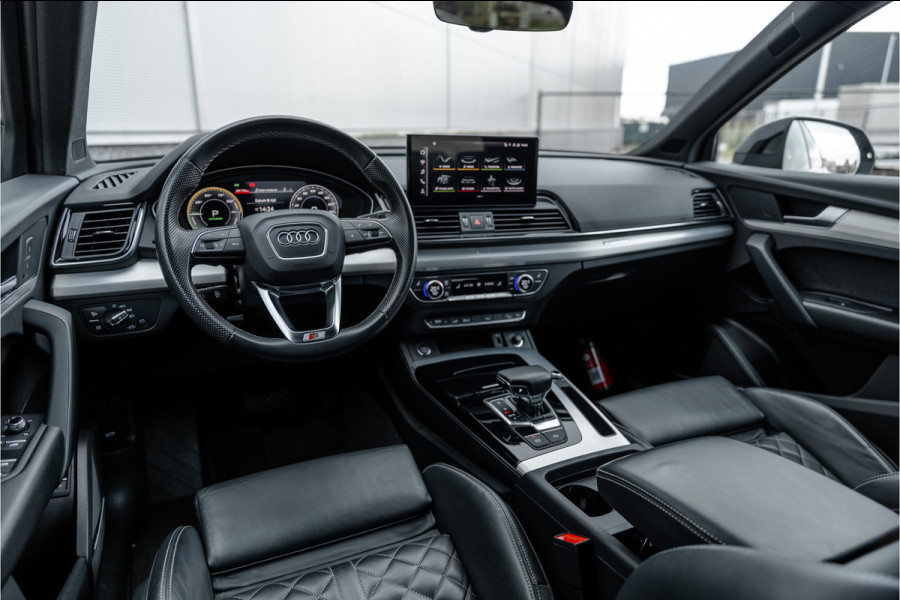 Audi Q5 55 TFSI e S edition Competition RS Stoelen / B&O Audio / Camera / 20 inch / S-Line /