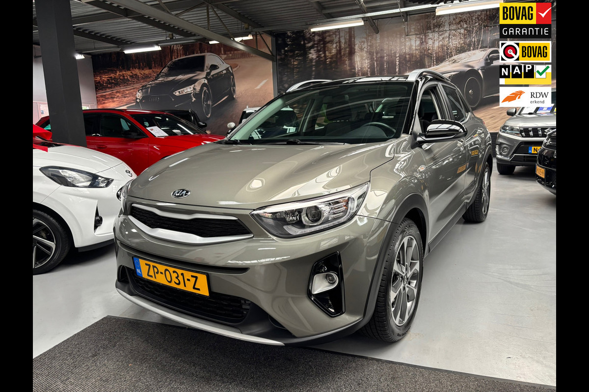 Kia Stonic 1.0 T-GDi DynamicLine / Camera