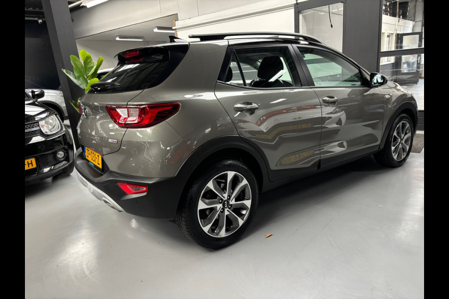Kia Stonic 1.0 T-GDi DynamicLine / Camera