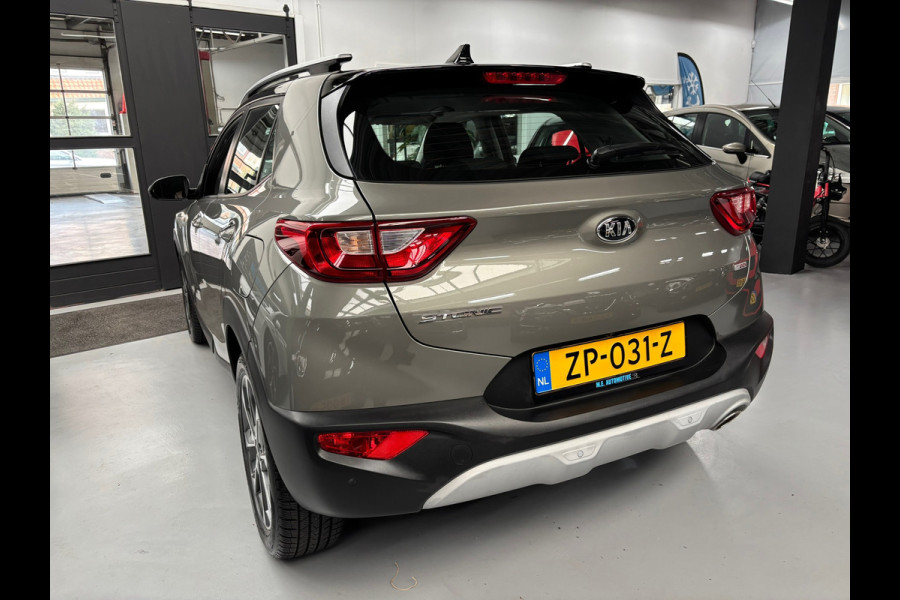 Kia Stonic 1.0 T-GDi DynamicLine / Camera