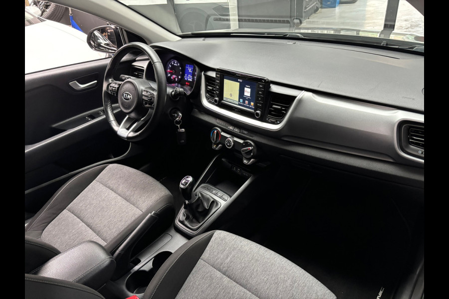 Kia Stonic 1.0 T-GDi DynamicLine / Camera