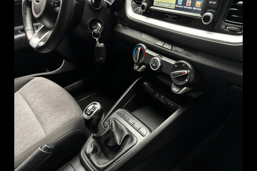 Kia Stonic 1.0 T-GDi DynamicLine / Camera