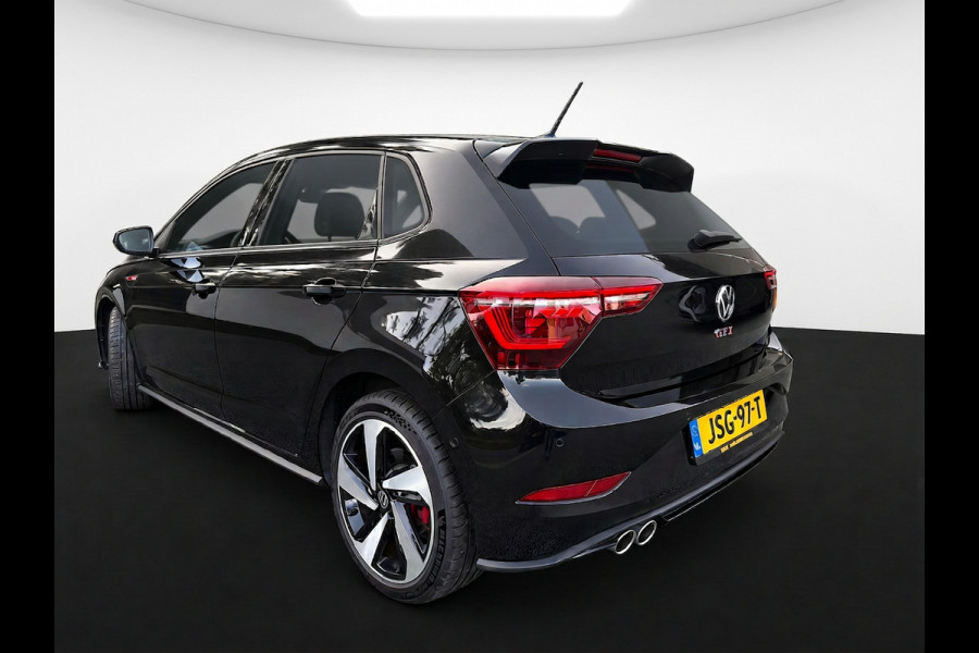 Volkswagen Polo 2.0 TSI GTI TSI 210PK DSG GTI-SPORT IQ-LIGHT/PDC/CARPLAY