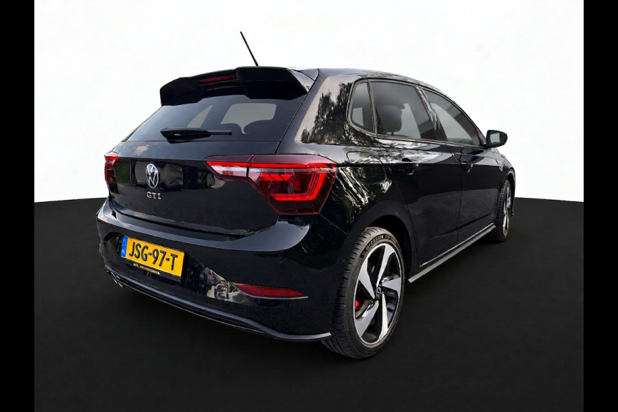 Volkswagen Polo 2.0 TSI GTI TSI 210PK DSG GTI-SPORT IQ-LIGHT/PDC/CARPLAY