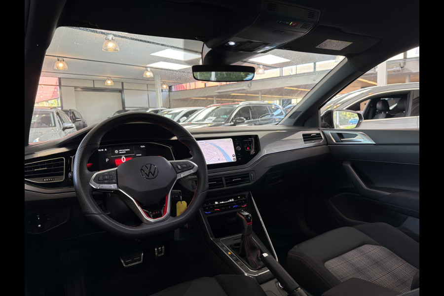 Volkswagen Polo 2.0 TSI GTI TSI 210PK DSG GTI-SPORT IQ-LIGHT/PDC/CARPLAY