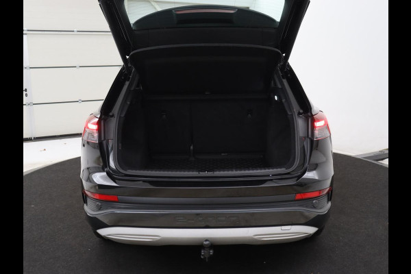 Audi Q4 e-tron 40 Advanced edition 77 kWh | SOH 96,2 % | Achteruitrijcamera | Trekhaak | Cruisecontrol adaptief | Virtual display | Elektrische achterklep