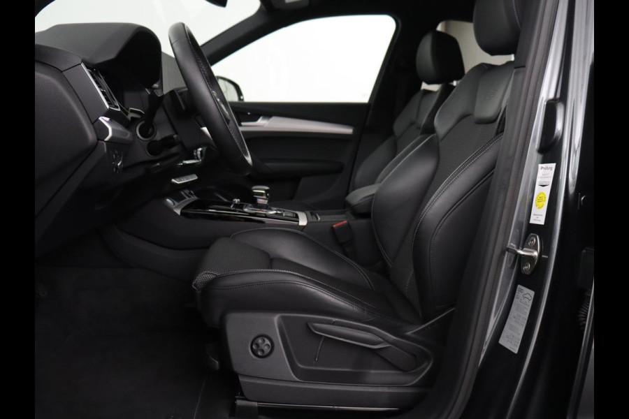 Audi Q5 Sportback 55 TFSI e S Edition S-Line | SOH 98,6 % | Achteruitrij camera | Adaptieve cruise controle | 3 zone Climate | Navigatie | Apple carplay | S-Line |