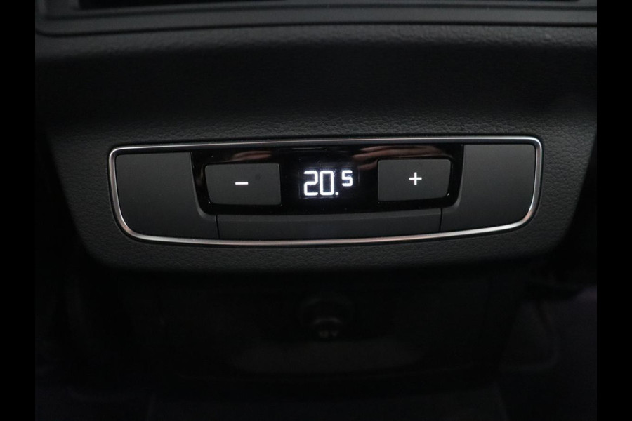 Audi Q5 Sportback 55 TFSI e S Edition S-Line | SOH 98,6 % | Achteruitrij camera | Adaptieve cruise controle | 3 zone Climate | Navigatie | Apple carplay | S-Line |