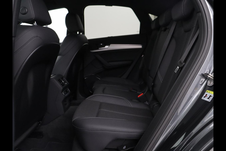 Audi Q5 Sportback 55 TFSI e S Edition S-Line | SOH 98,6 % | Achteruitrij camera | Adaptieve cruise controle | 3 zone Climate | Navigatie | Apple carplay | S-Line |