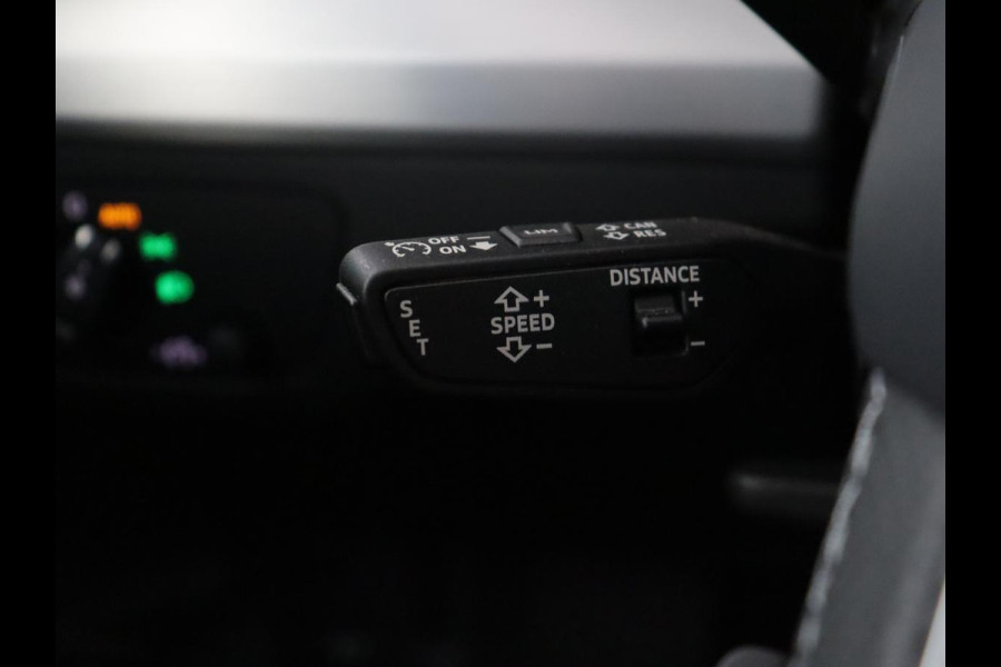 Audi Q5 Sportback 55 TFSI e S Edition S-Line | SOH 98,6 % | Achteruitrij camera | Adaptieve cruise controle | 3 zone Climate | Navigatie | Apple carplay | S-Line |