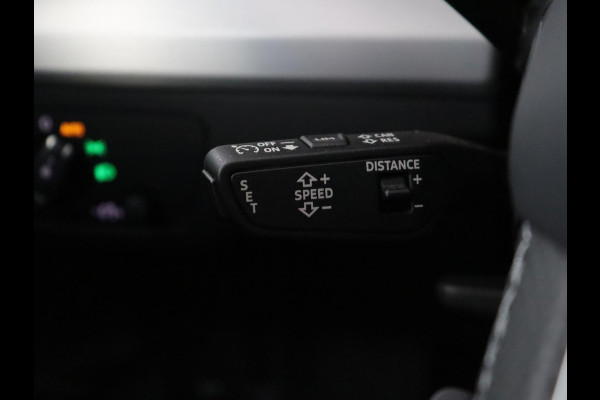 Audi Q5 Sportback 55 TFSI e S Edition S-Line | SOH 98,6 % | Achteruitrij camera | Adaptieve cruise controle | 3 zone Climate | Navigatie | Apple carplay | S-Line |