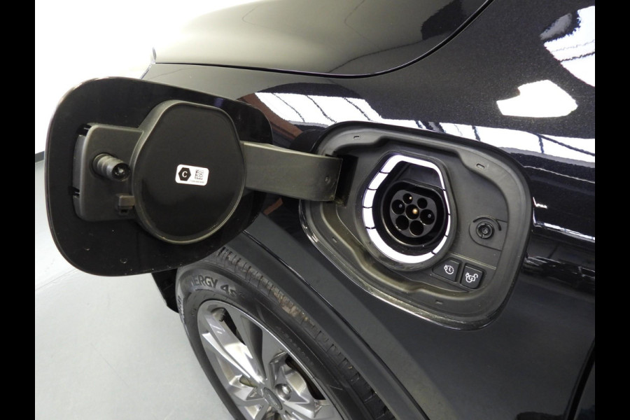 Ford Kuga 2.5 PHEV Plug-In ST-Line X NAVI/CAMERA/LED/B&O/HEAD-UP/18"LMV!